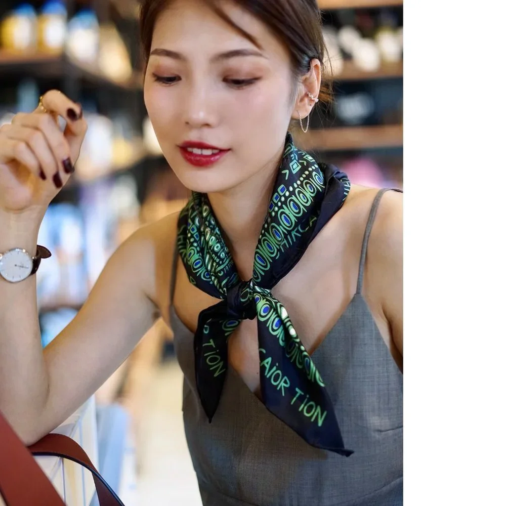 Women Genteel Elephant Print Twill Silk Scarf